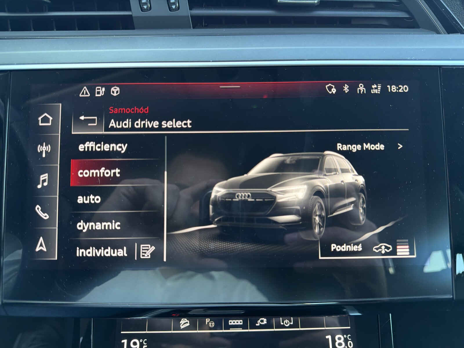 Audi e-tron - zdjęcie 31