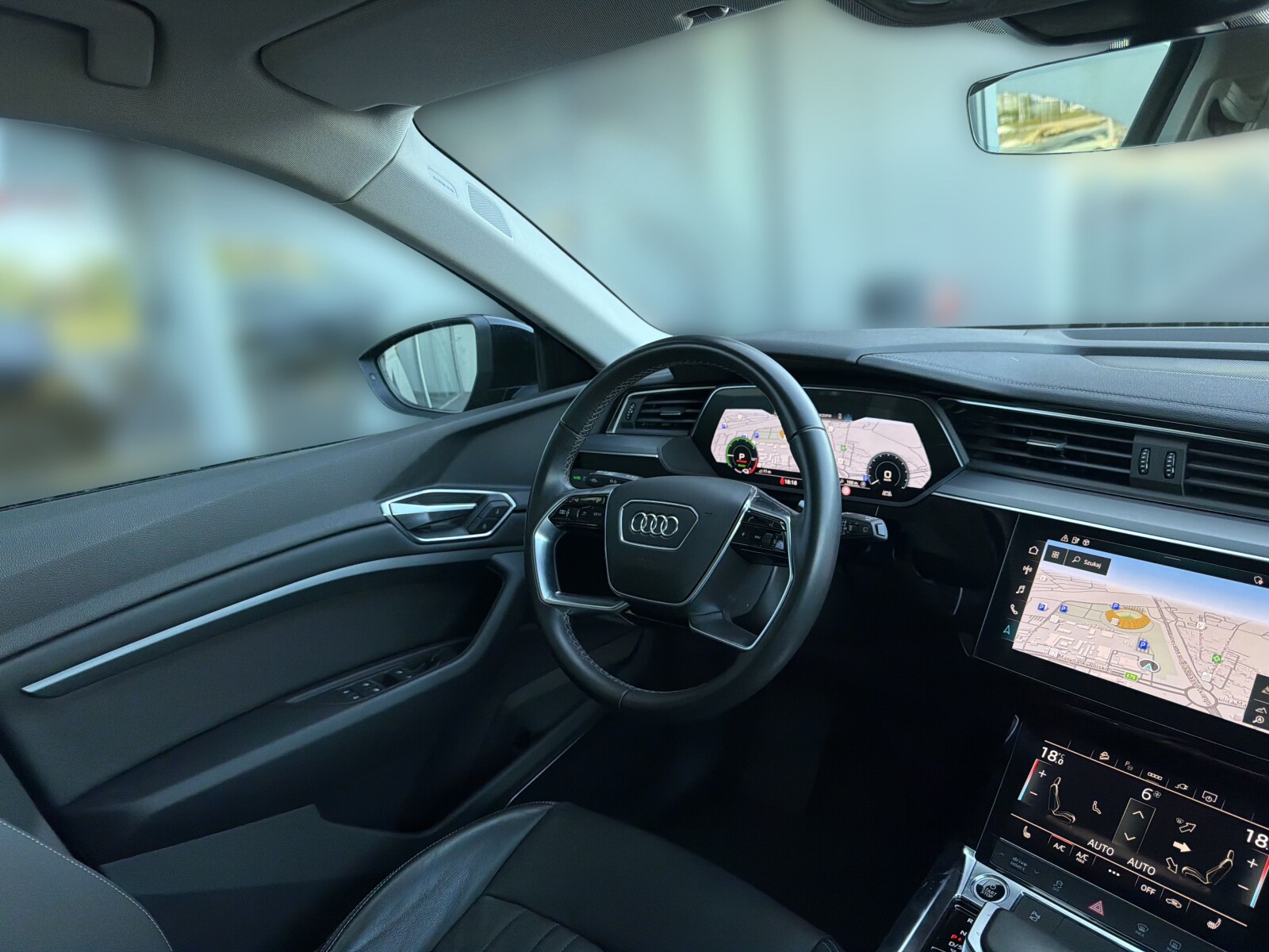 Audi e-tron - zdjęcie 20