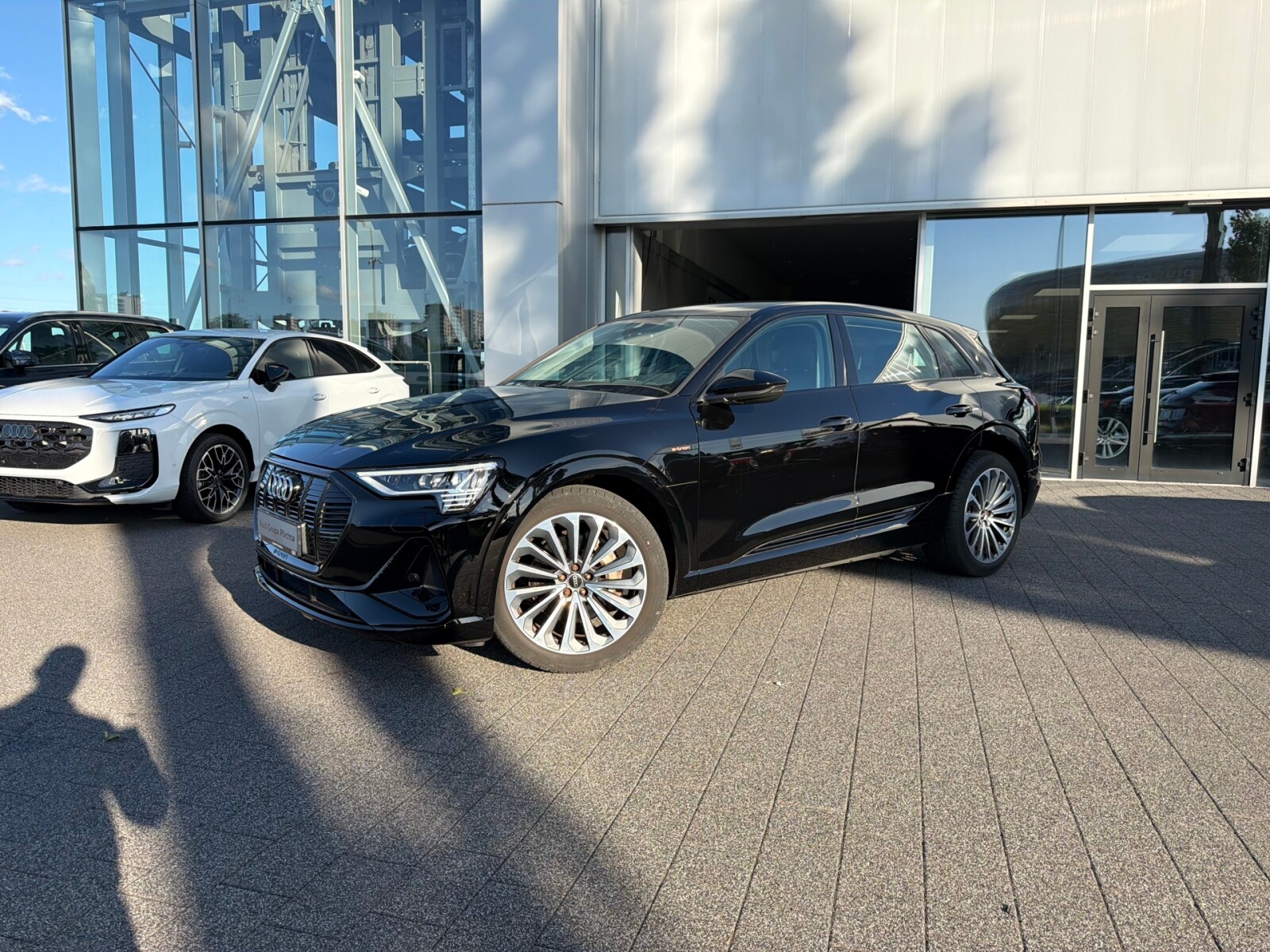 Audi e-tron - zdjęcie 9