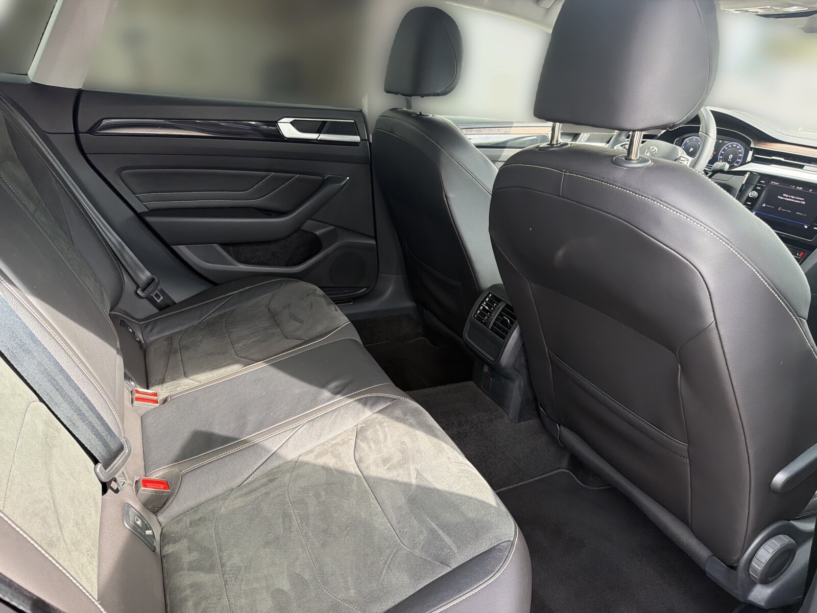 Volkswagen Arteon Shooting Brake - zdjęcie 14