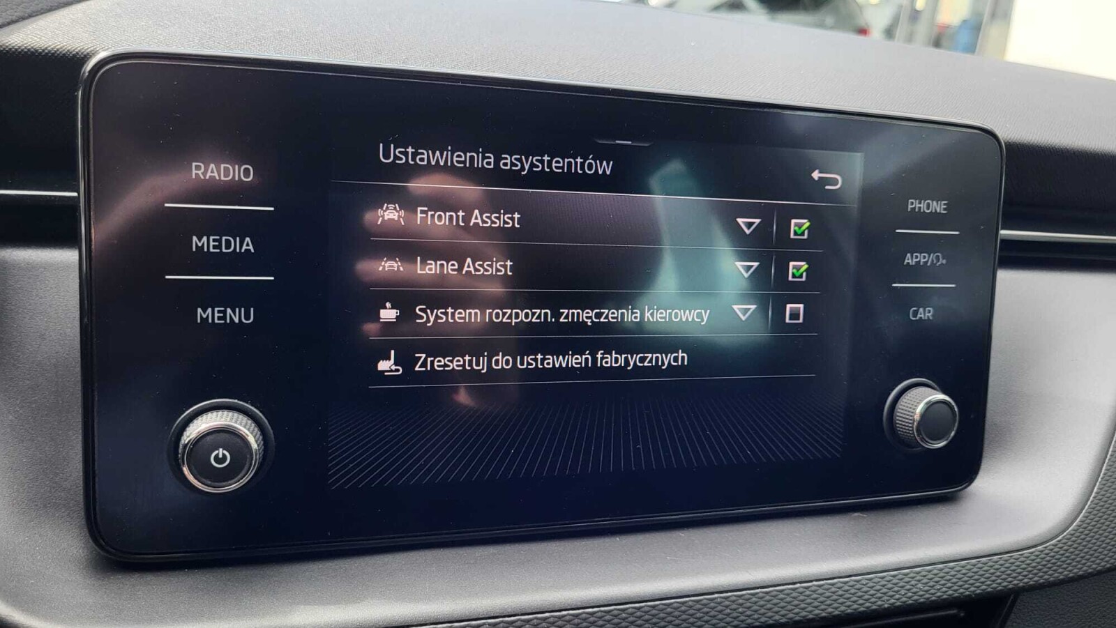Škoda Scala - zdjęcie 26