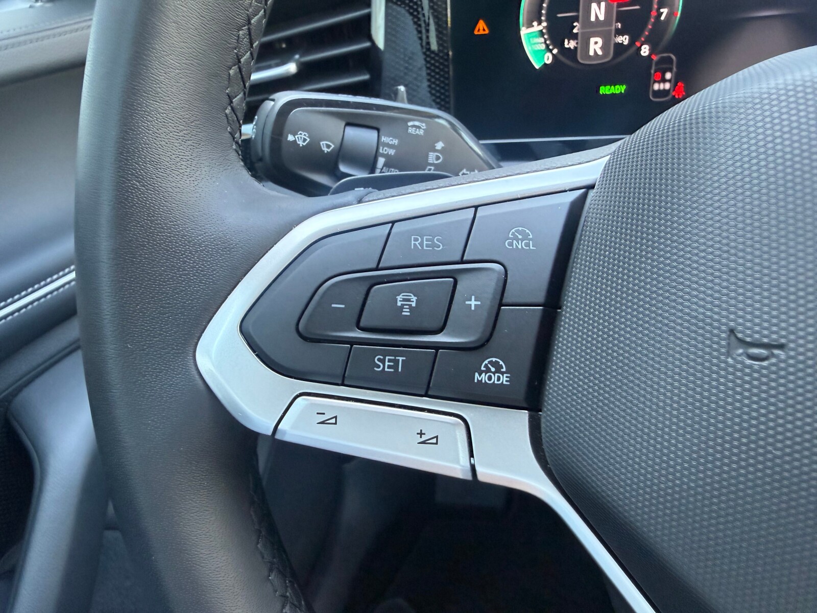 Volkswagen Passat Variant - zdjęcie 17