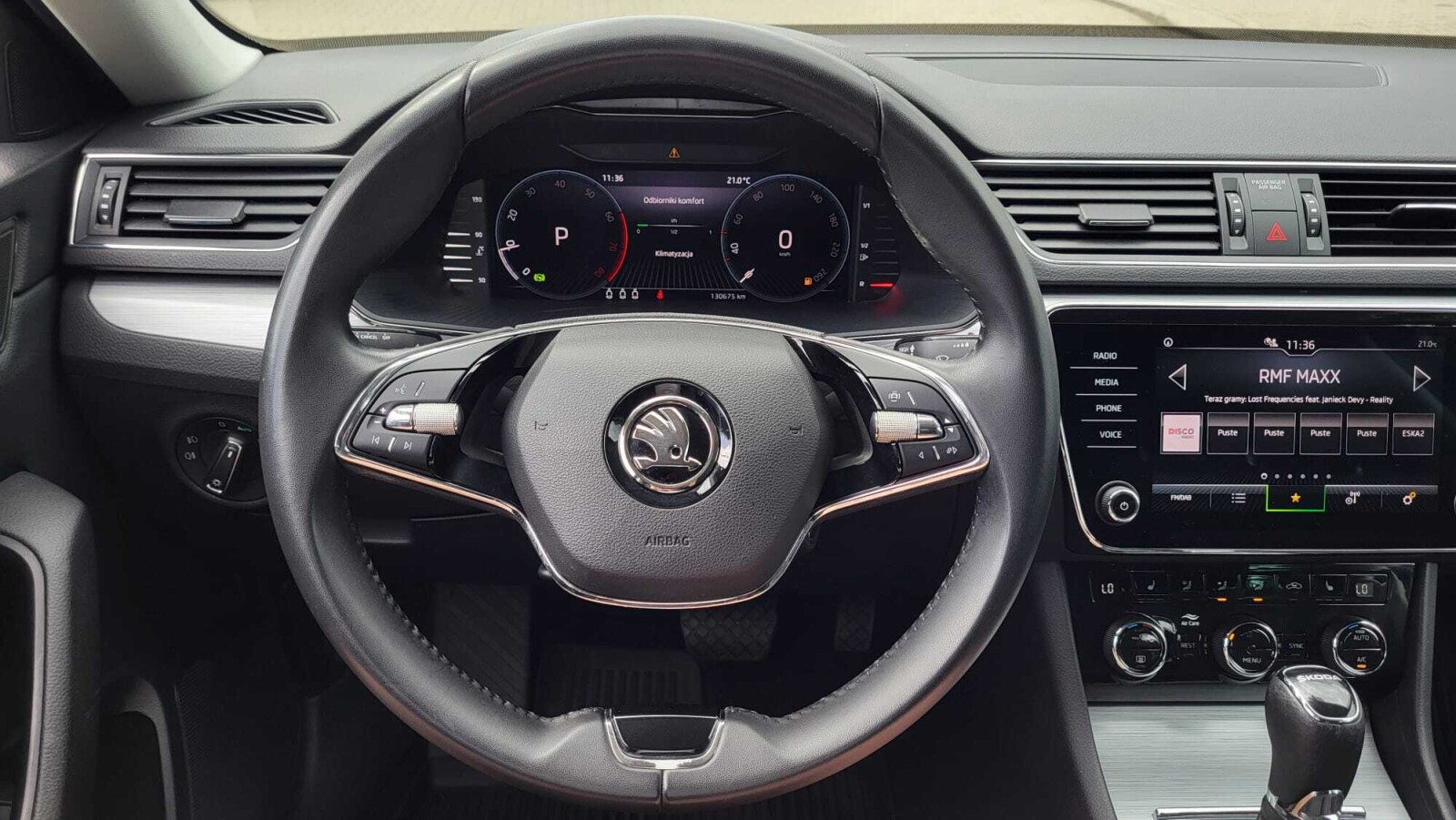 Škoda Superb - zdjęcie 18