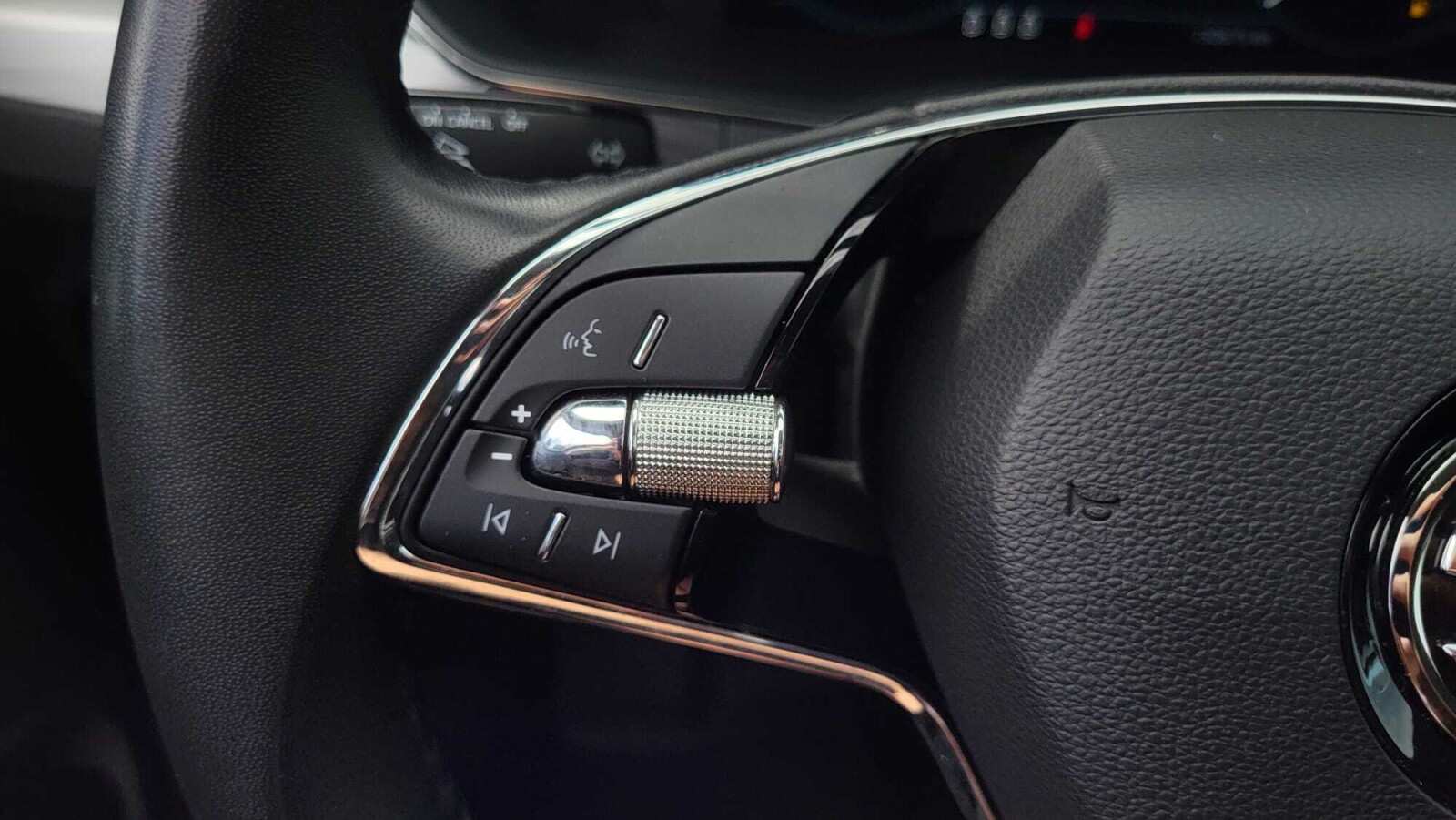 Škoda Superb - zdjęcie 19