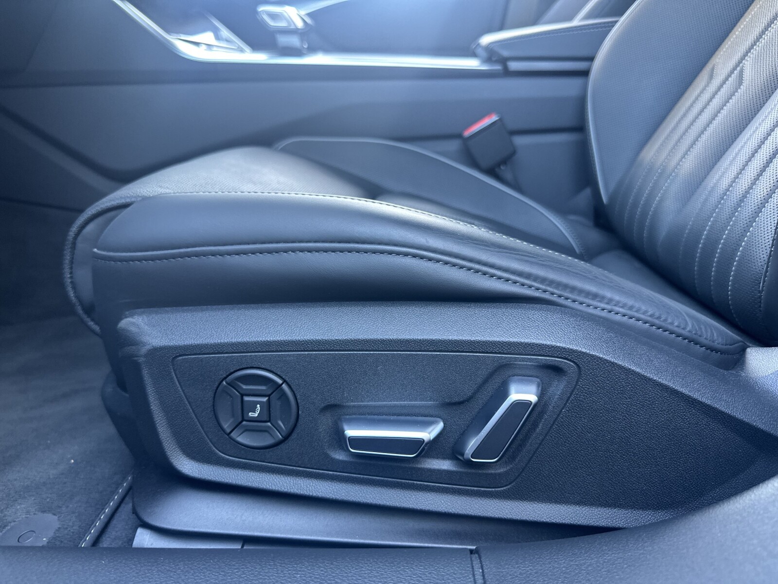 Audi A7 Sportback - zdjęcie 32