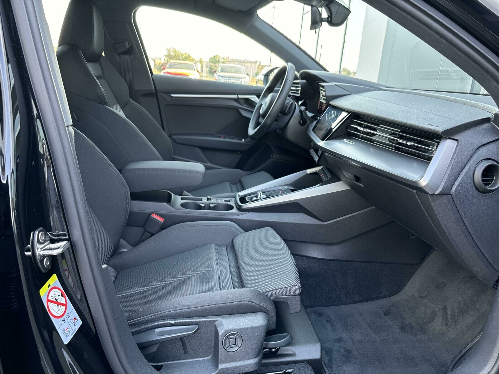 Audi A3 Sportback - zdjęcie 18
