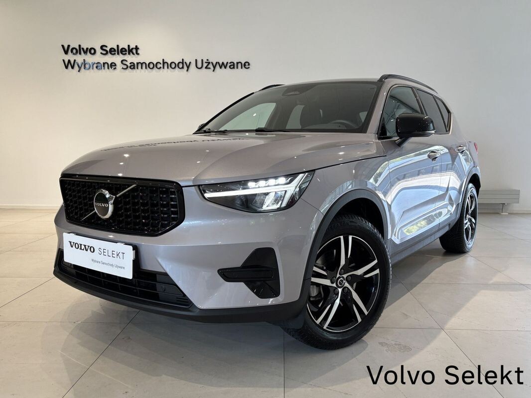 Volvo XC 40 - zdjęcie 1