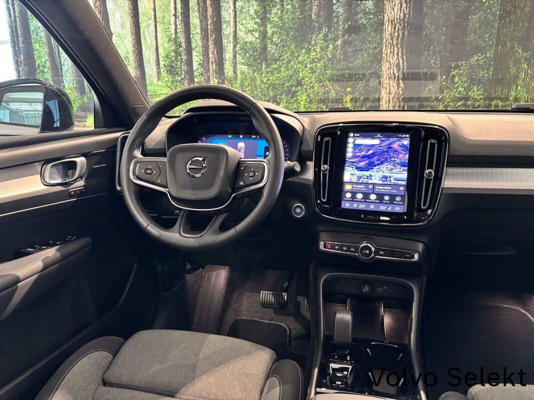 Volvo XC 40 - zdjęcie 14