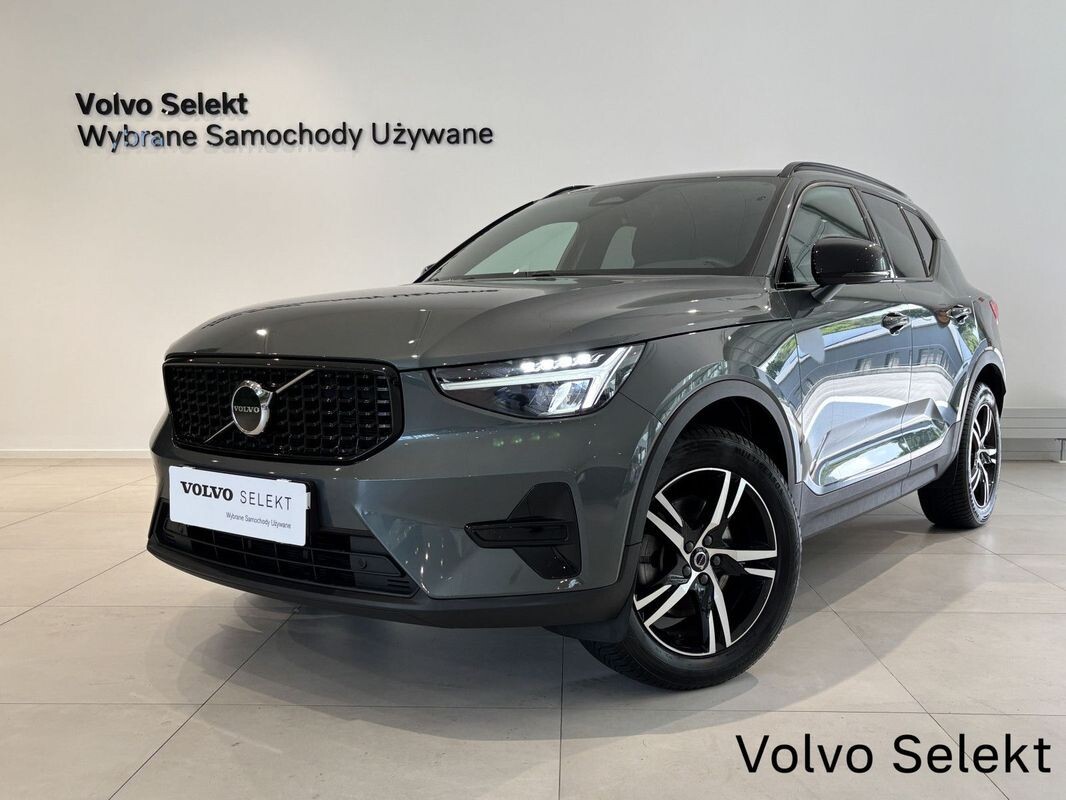 Volvo XC 40 - zdjęcie 1
