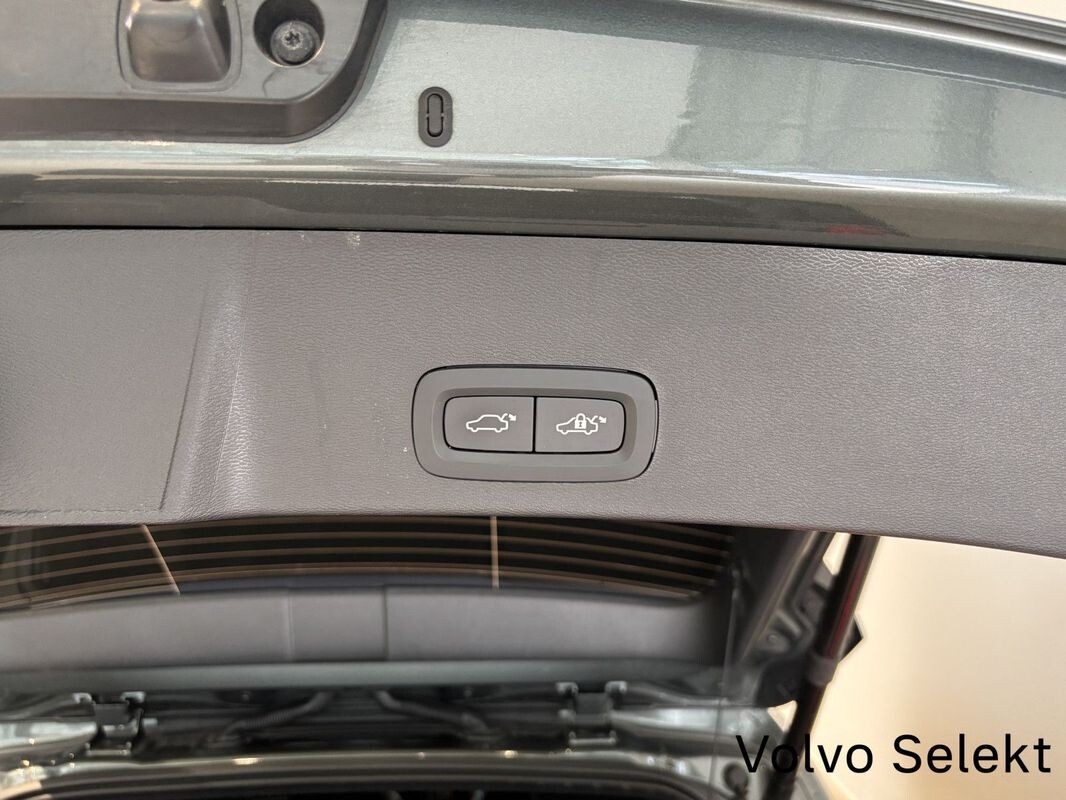 Volvo XC 40 - zdjęcie 26