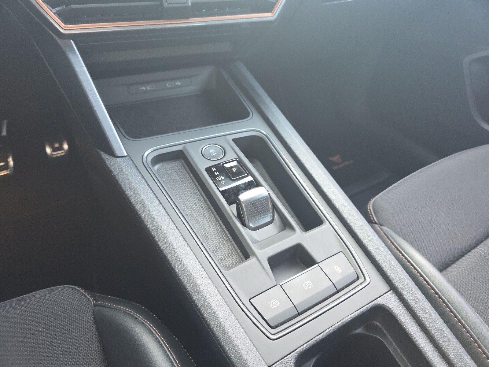 Cupra Formentor - zdjęcie 24