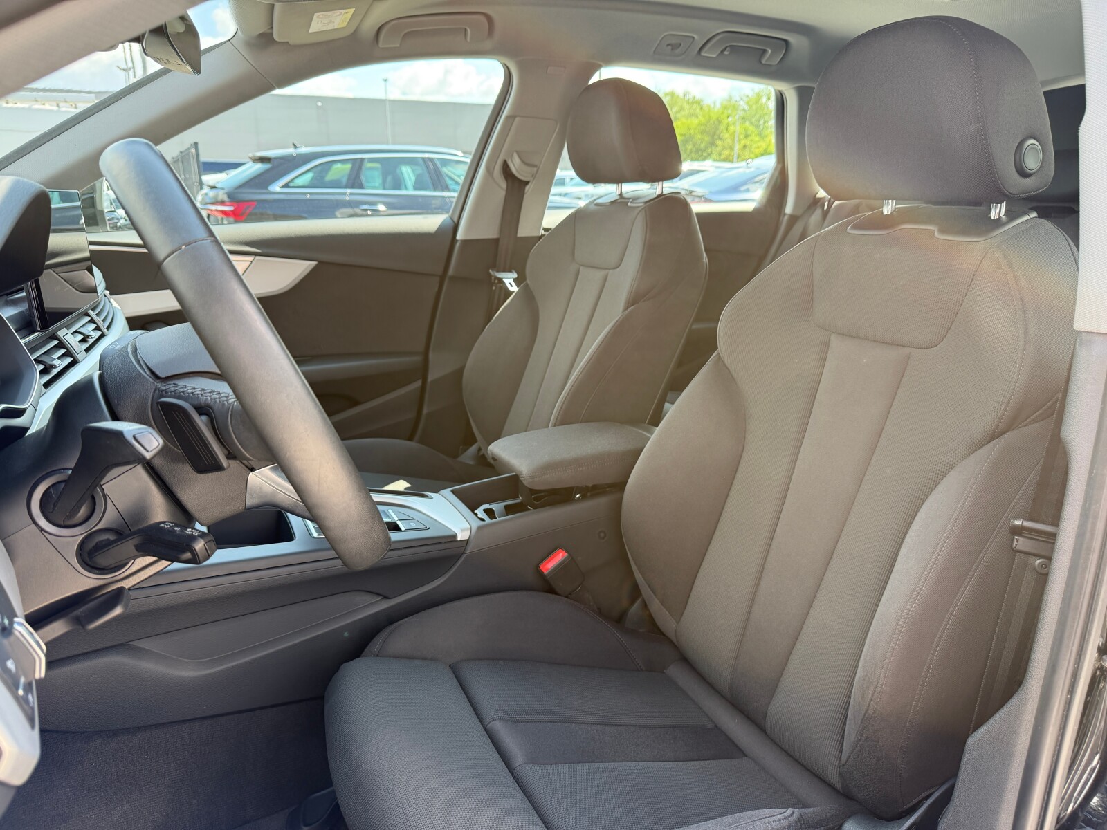 Audi A4 Avant - zdjęcie 20