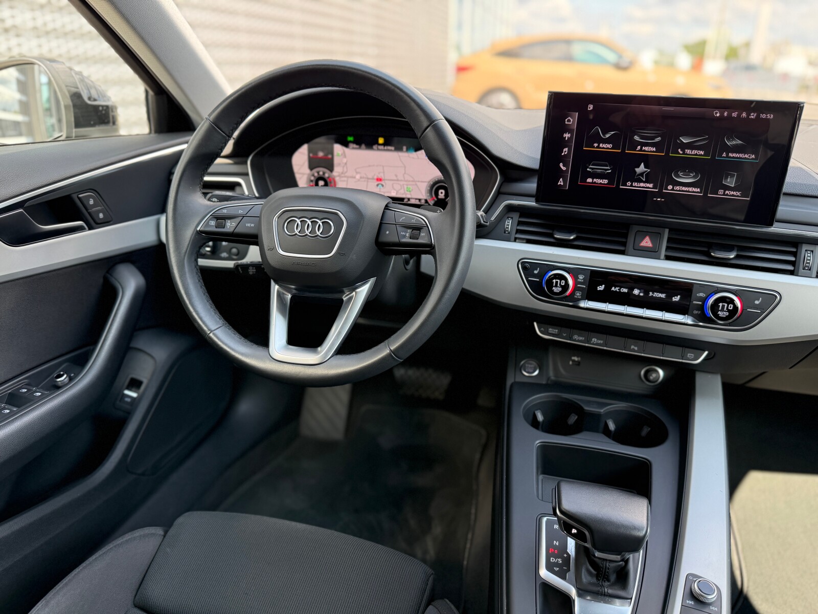 Audi A4 Avant - zdjęcie 14