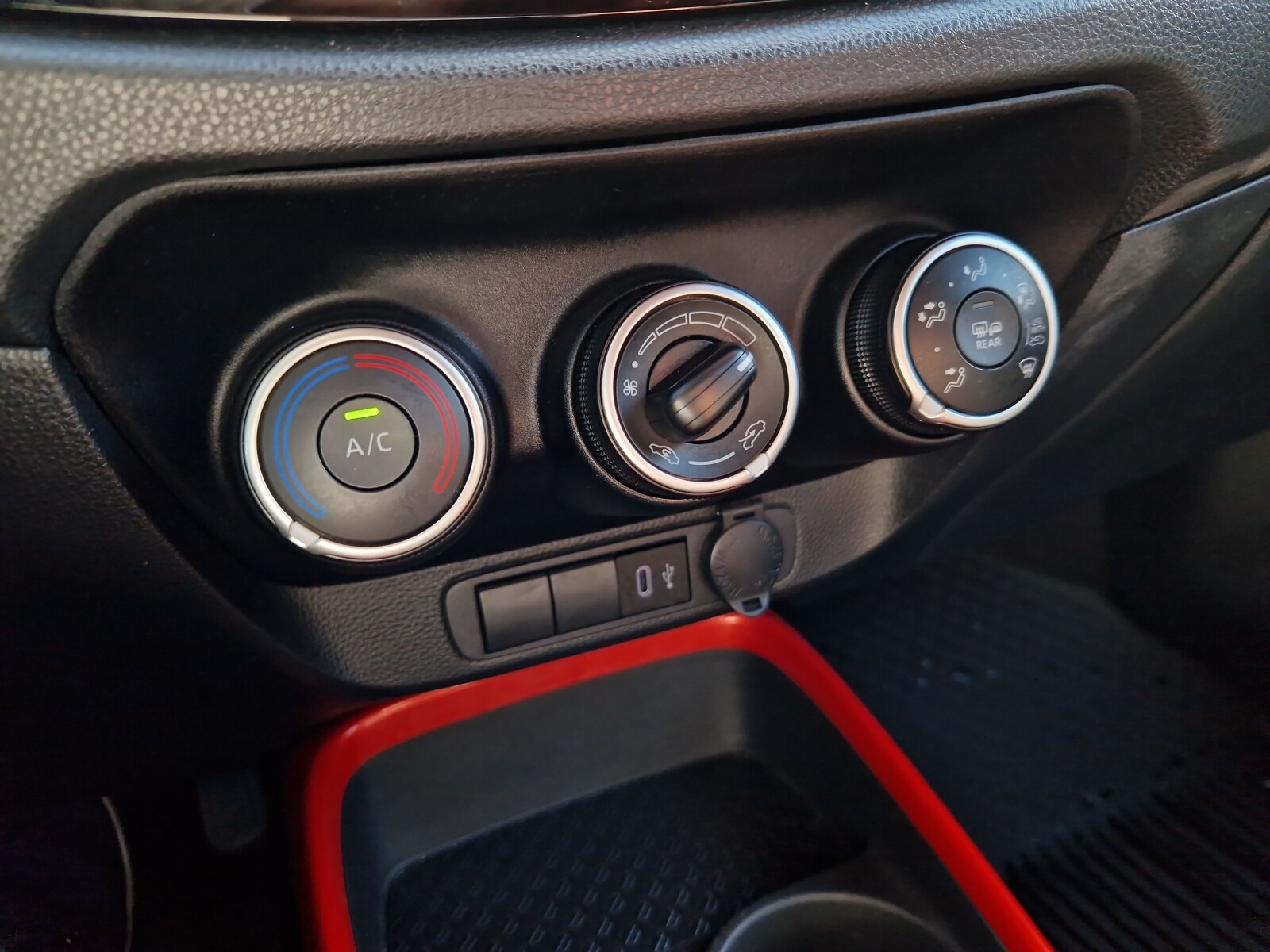 Toyota Aygo X - zdjęcie 17