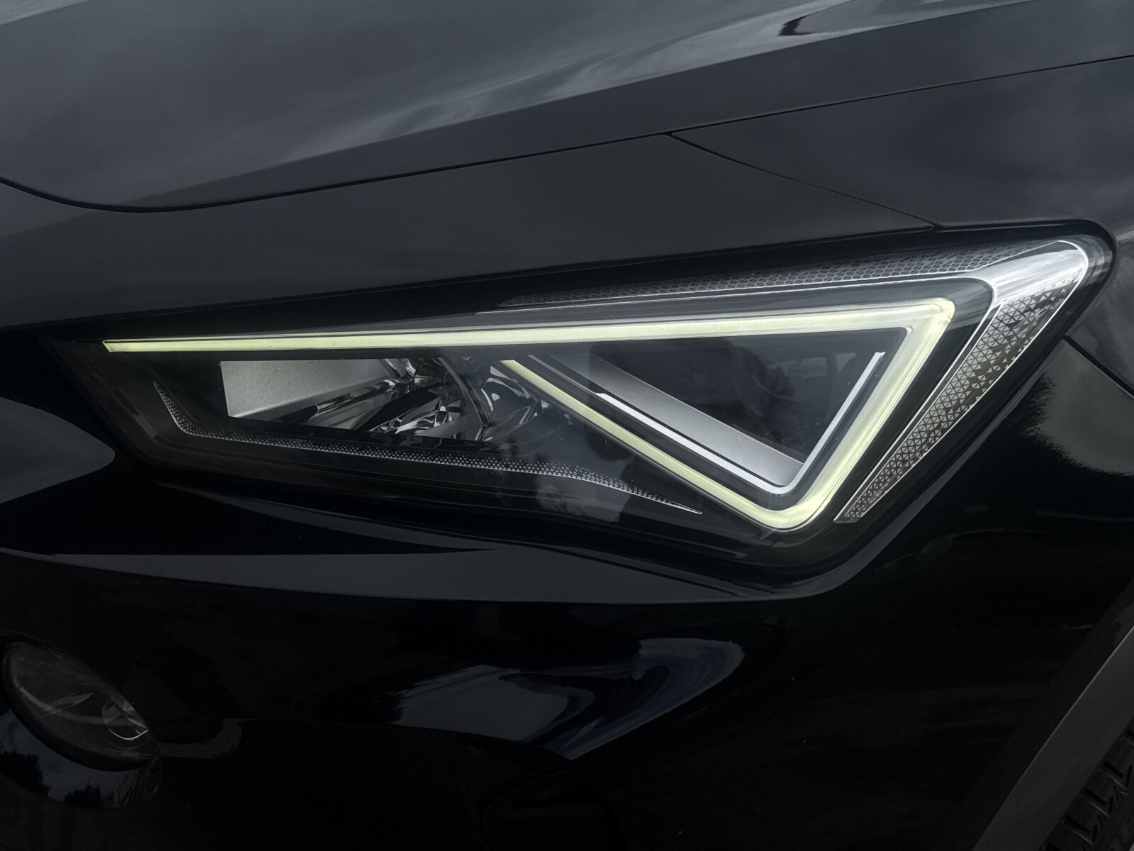 Cupra Formentor - zdjęcie 37