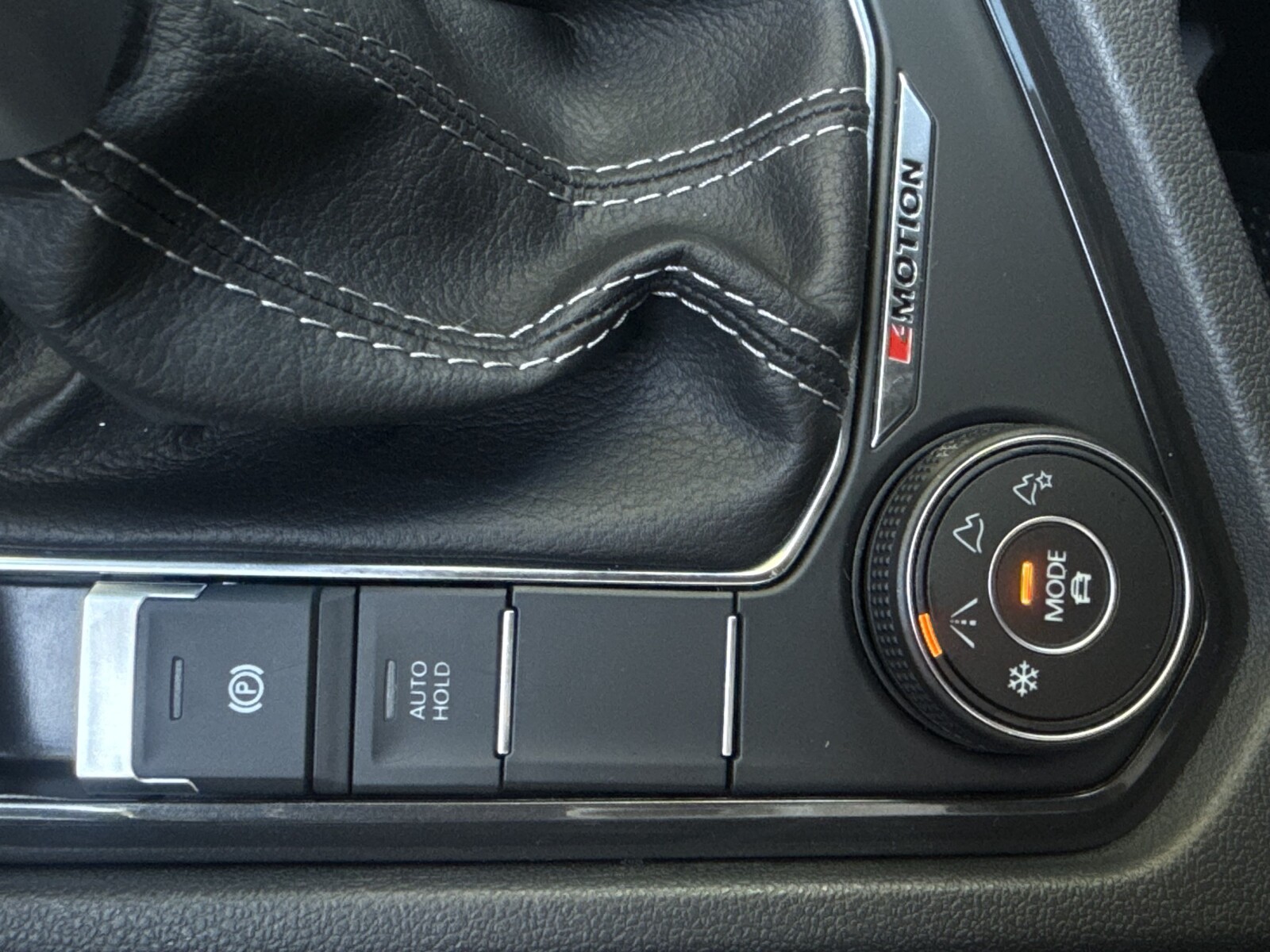 Volkswagen Tiguan Allspace - zdjęcie 19