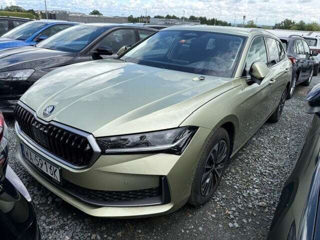 Škoda Superb Combi - zdjęcie 1