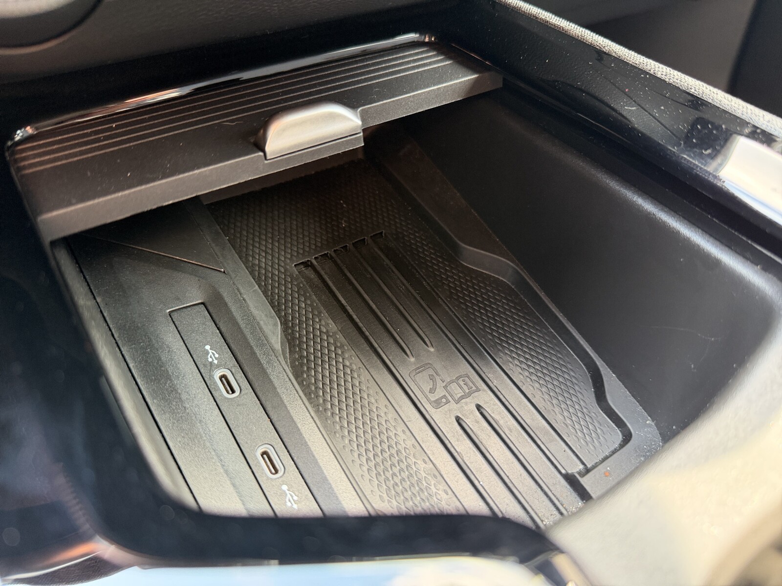 Škoda Superb Combi - zdjęcie 21