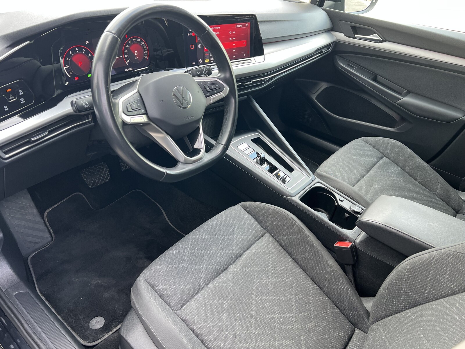 Volkswagen Golf Variant - zdjęcie 21