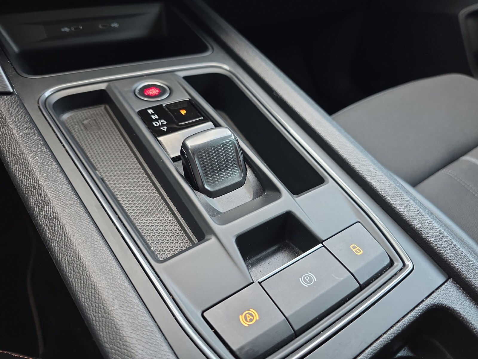 Cupra Leon Sportstourer - zdjęcie 26