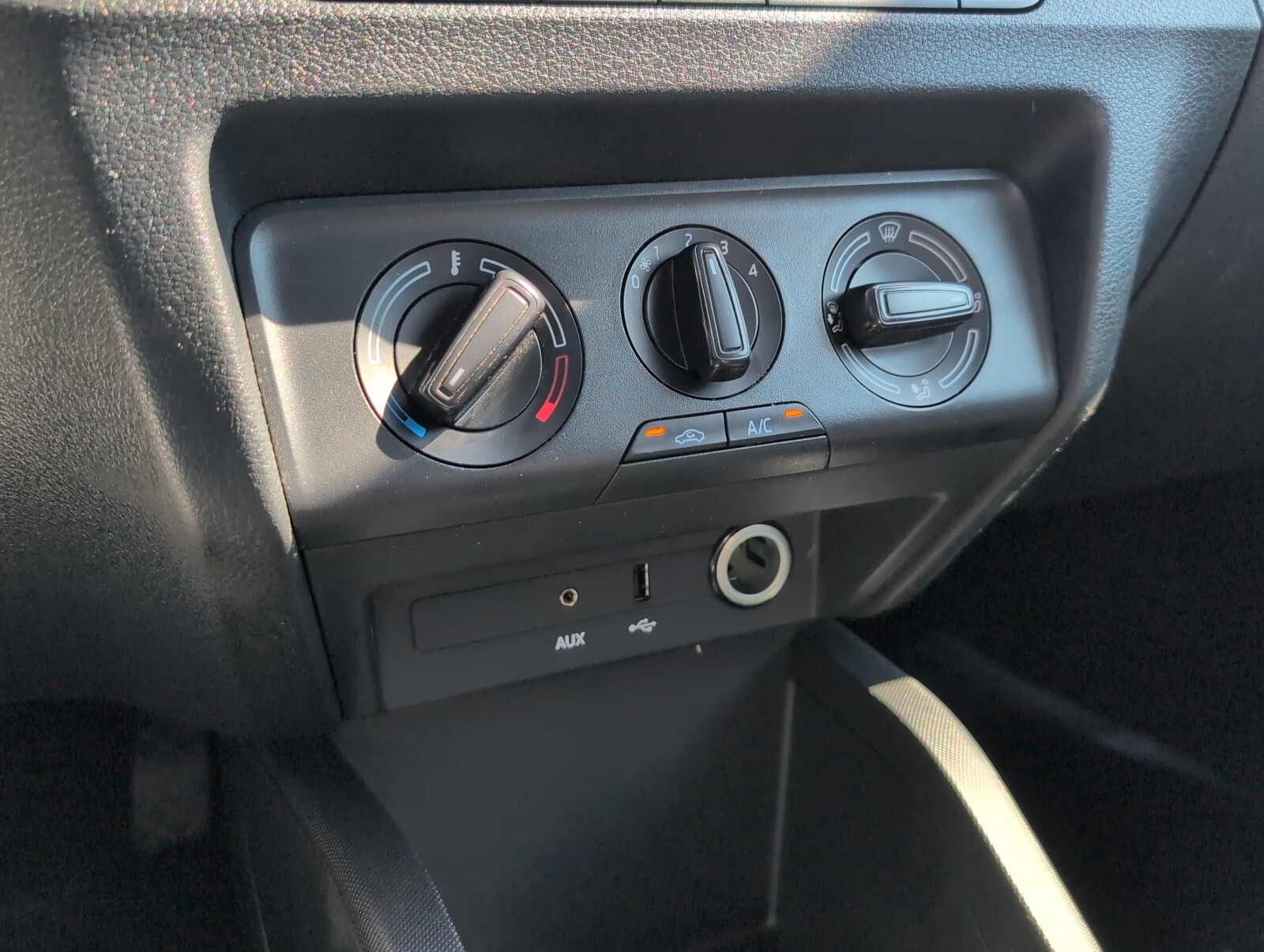 Škoda Fabia - zdjęcie 26