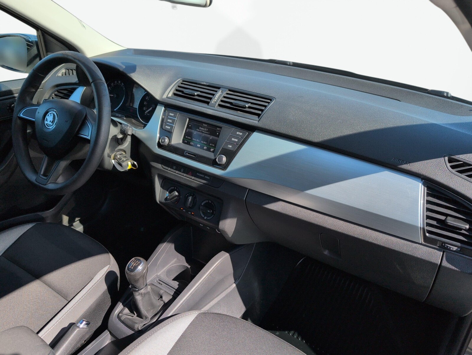 Škoda Fabia - zdjęcie 14