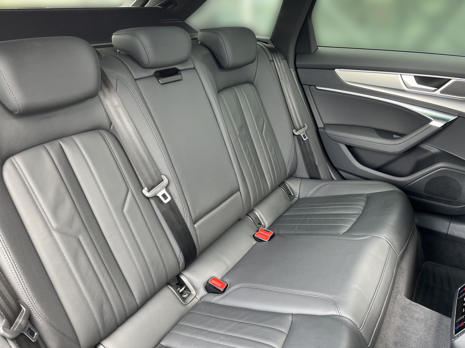 Audi A6 allroad - zdjęcie 15