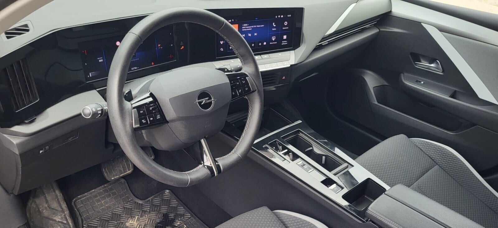 Opel Astra - zdjęcie 9