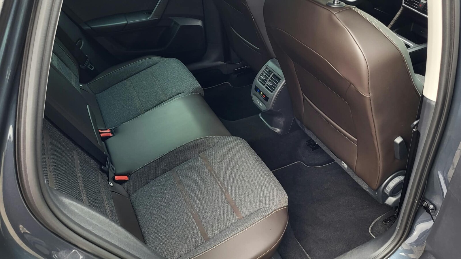 Seat Leon - zdjęcie 13