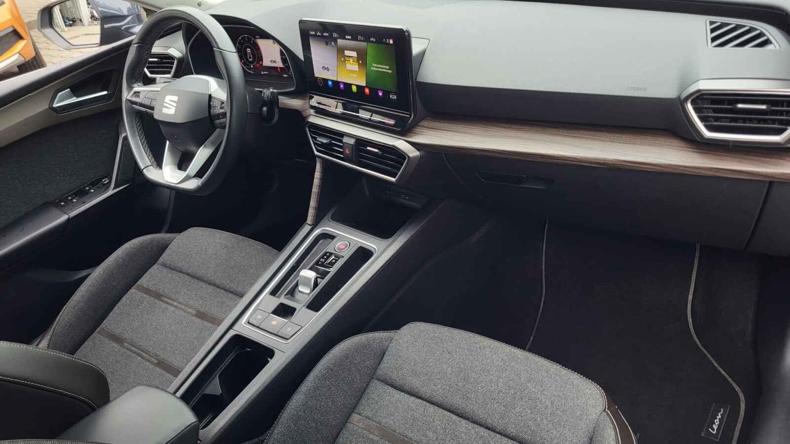 Seat Leon - zdjęcie 14