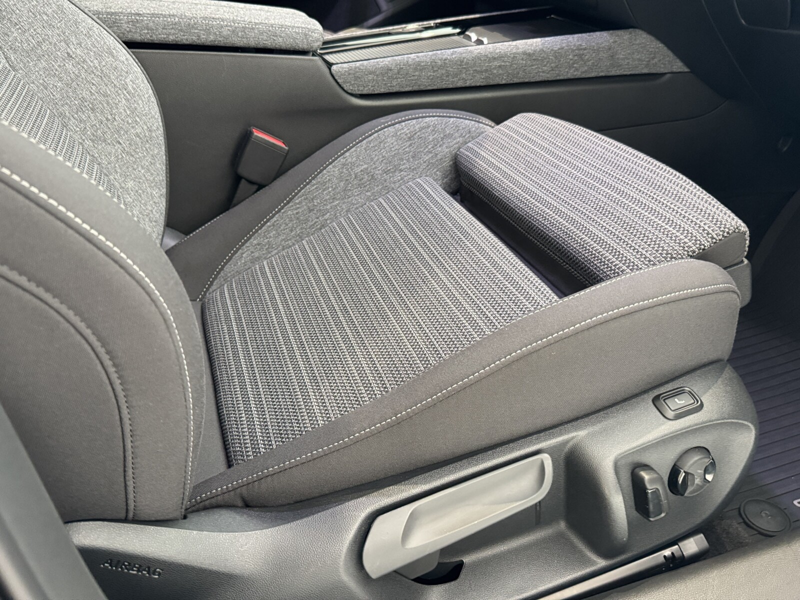 Škoda Superb Combi - zdjęcie 21