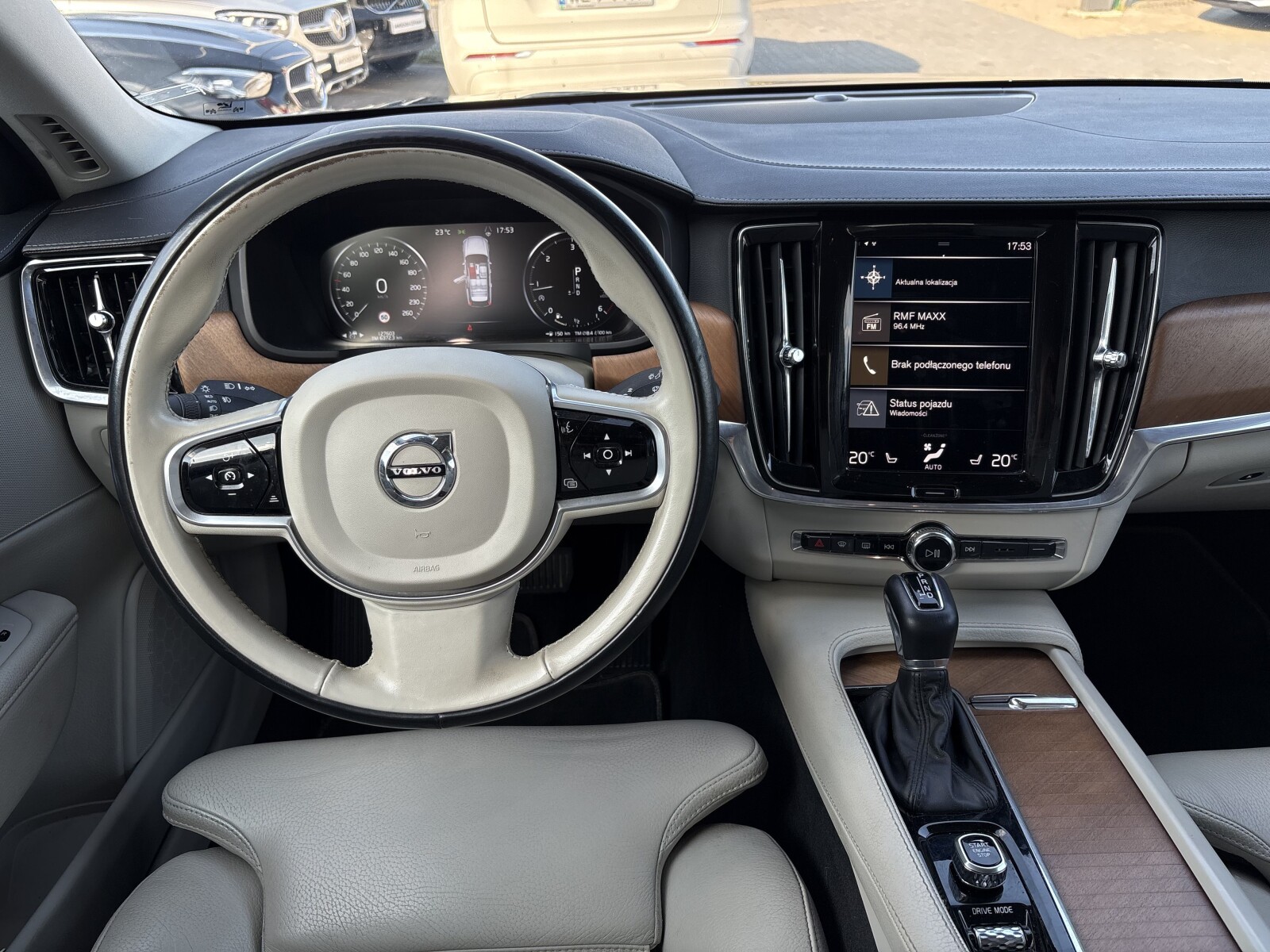Volvo V90 - zdjęcie 11