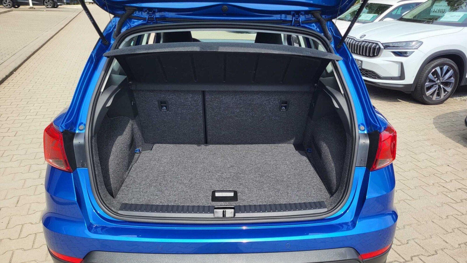 Seat Arona - zdjęcie 12