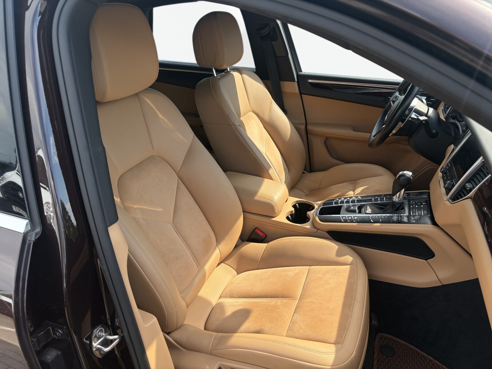 Porsche Macan - zdjęcie 12