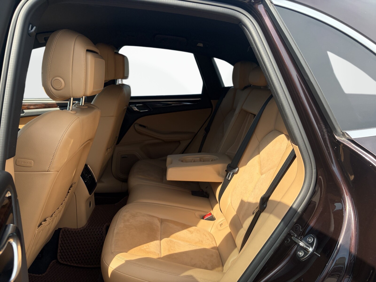 Porsche Macan - zdjęcie 34