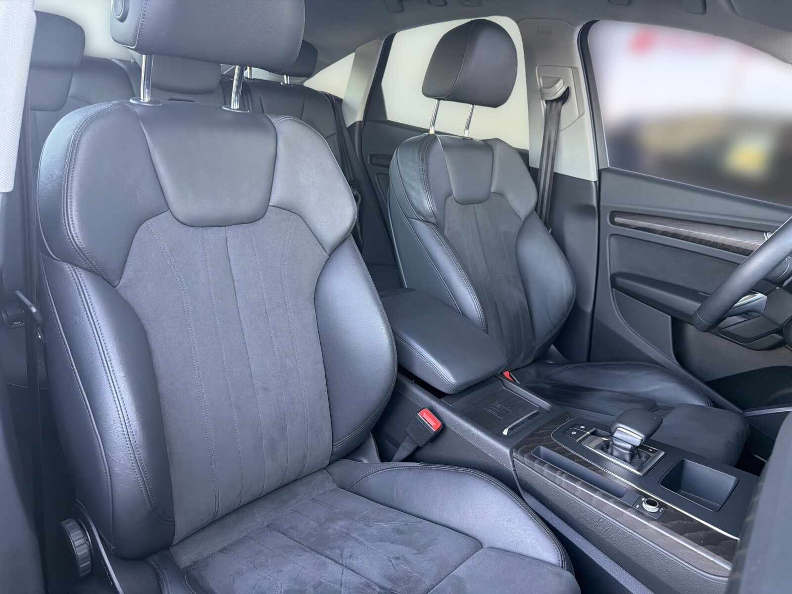 Audi Q5 Sportback - zdjęcie 19