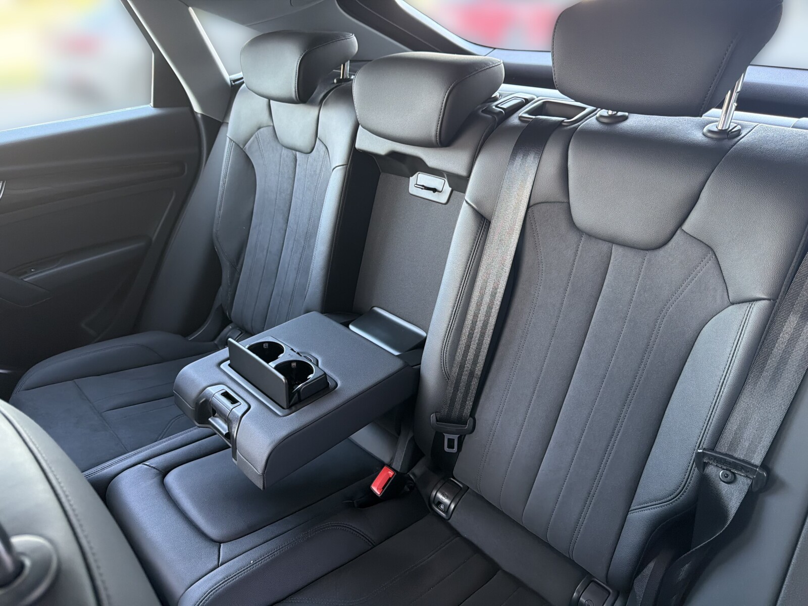 Audi Q5 Sportback - zdjęcie 15