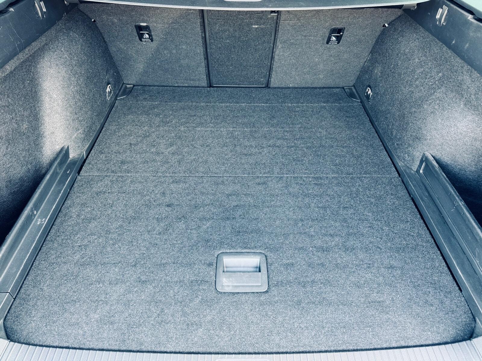 Volkswagen Passat - zdjęcie 9