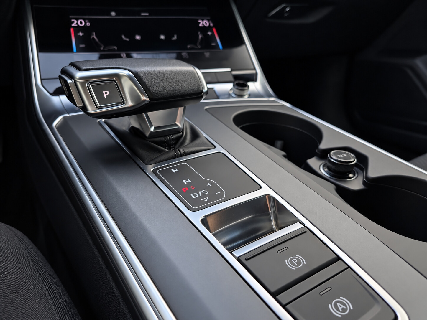 Audi A6 Avant - zdjęcie 13