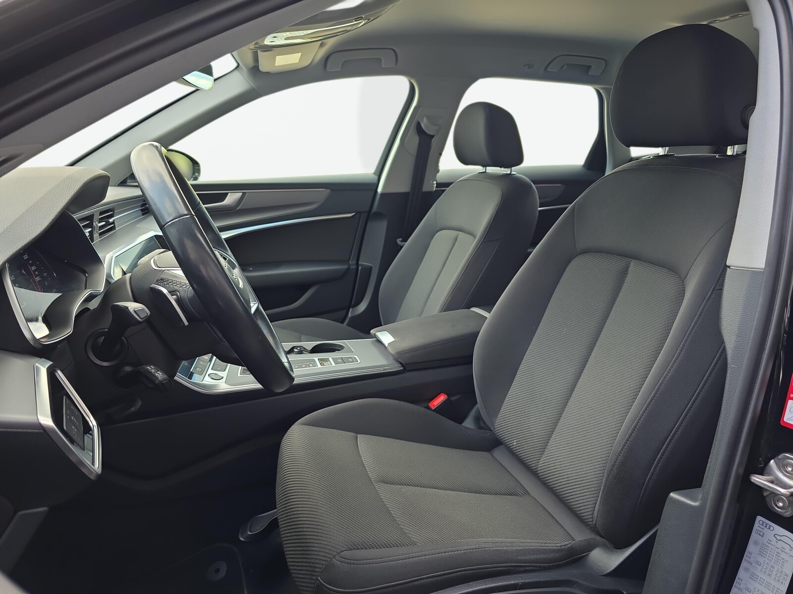 Audi A6 Avant - zdjęcie 9