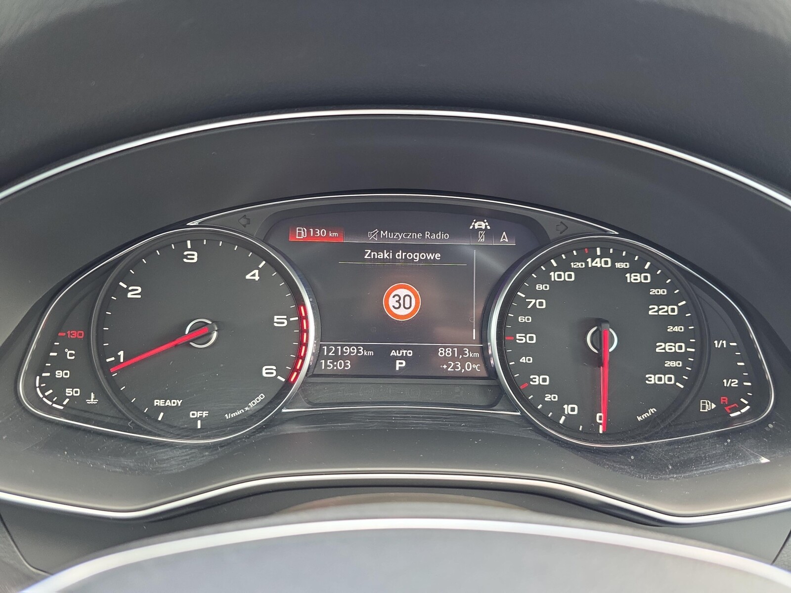 Audi A6 Avant - zdjęcie 18