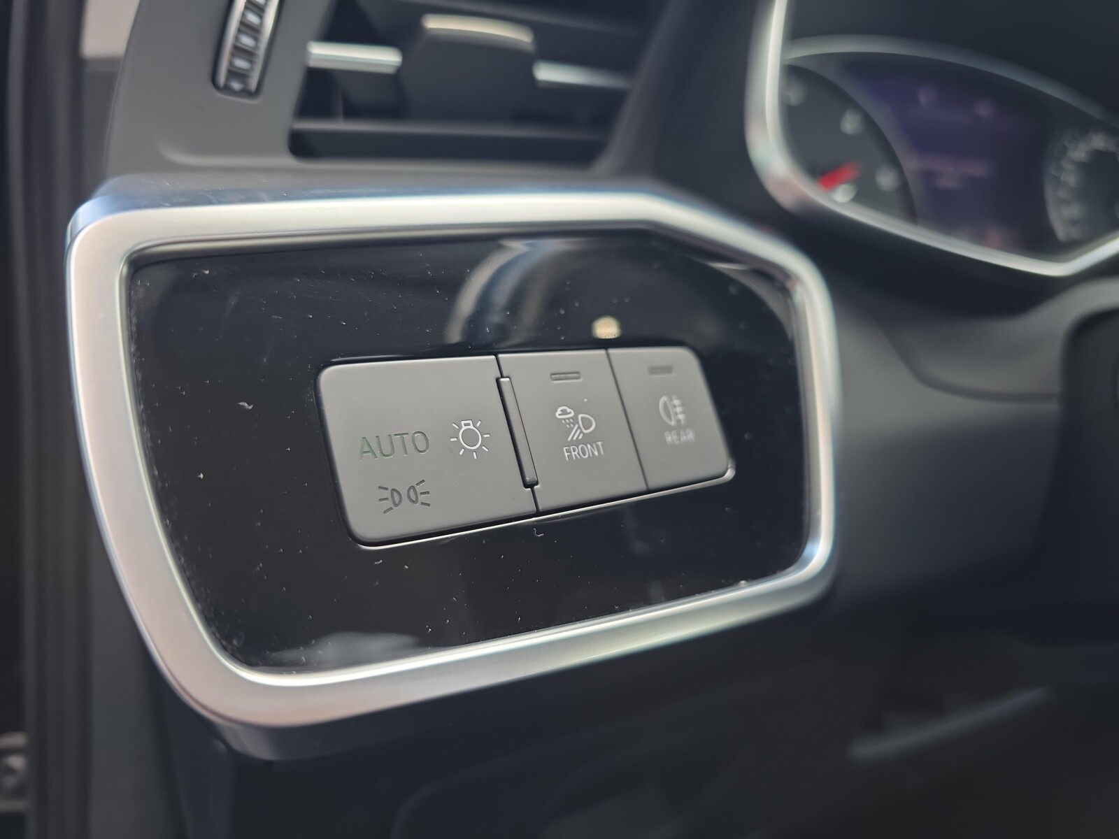 Audi A6 Avant - zdjęcie 11