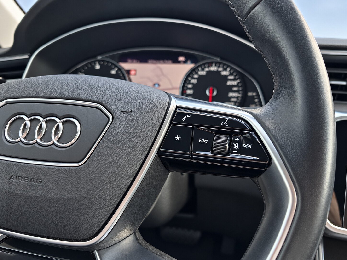 Audi A6 Avant - zdjęcie 28