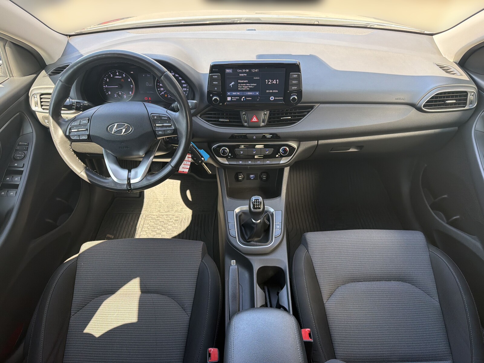 Hyundai i30 - zdjęcie 18