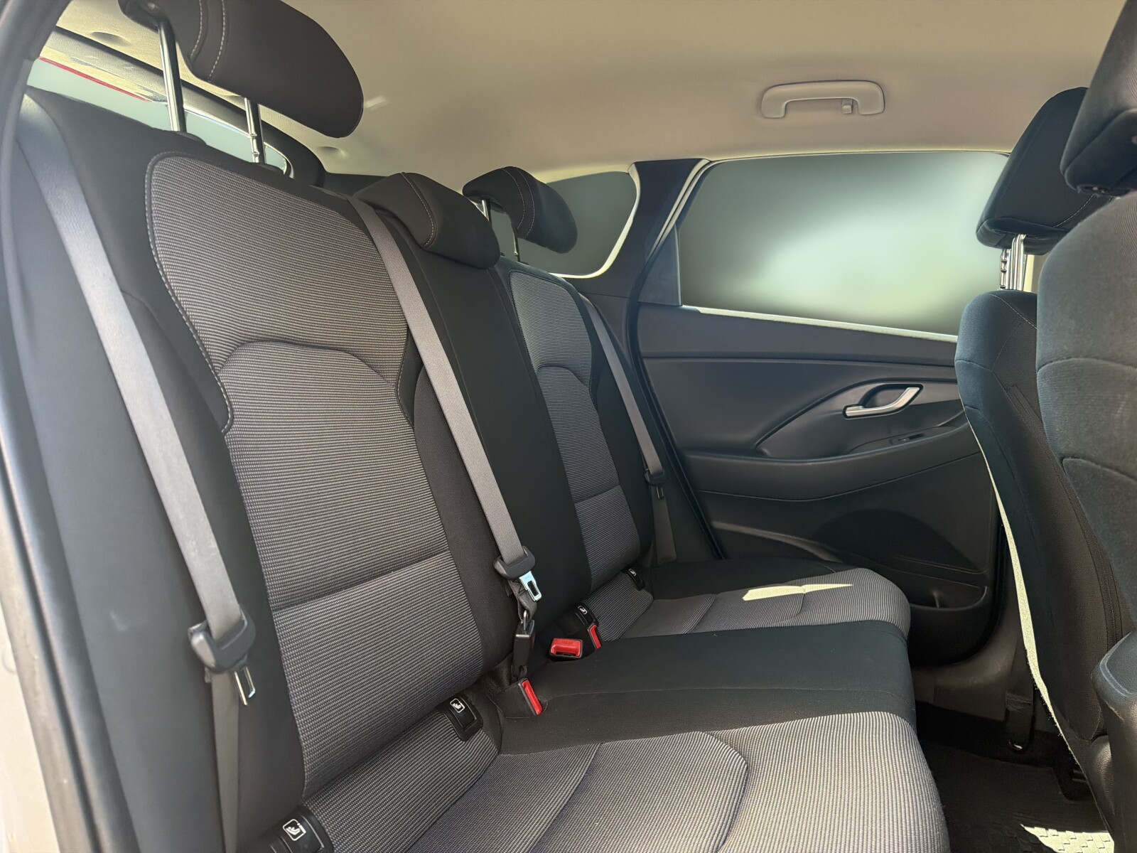 Hyundai i30 - zdjęcie 13