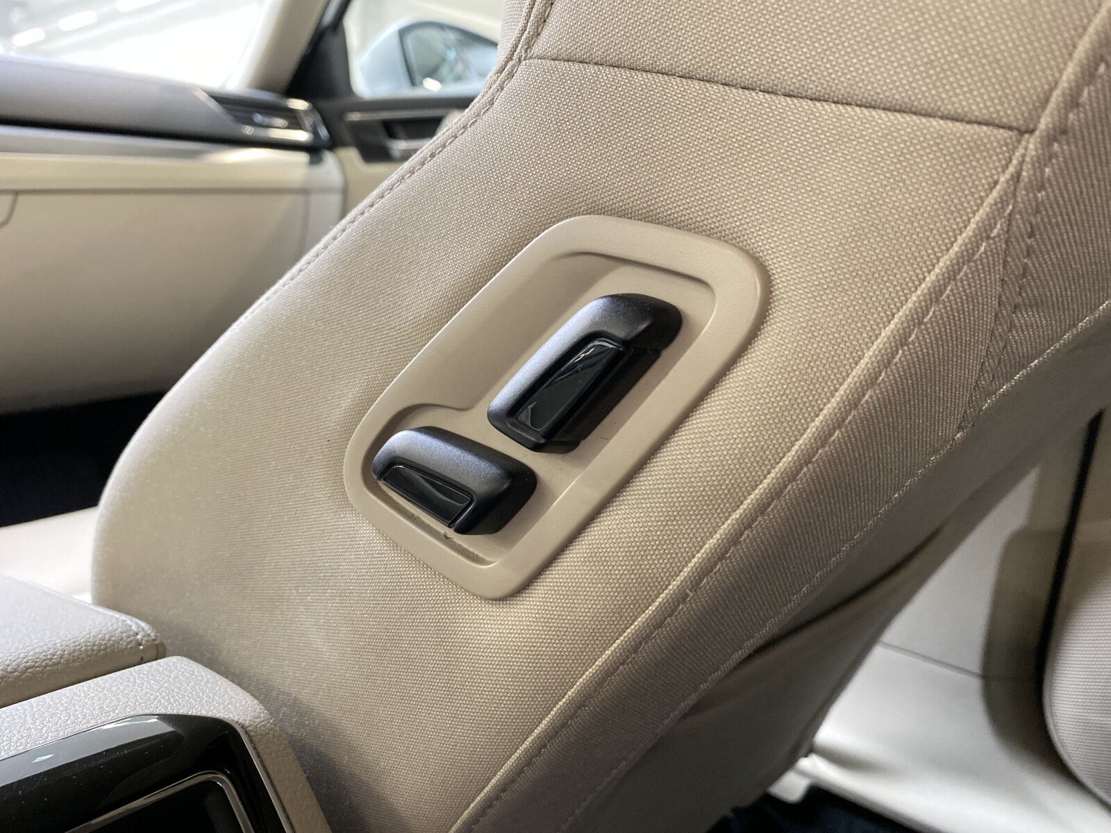 Škoda Superb - zdjęcie 13
