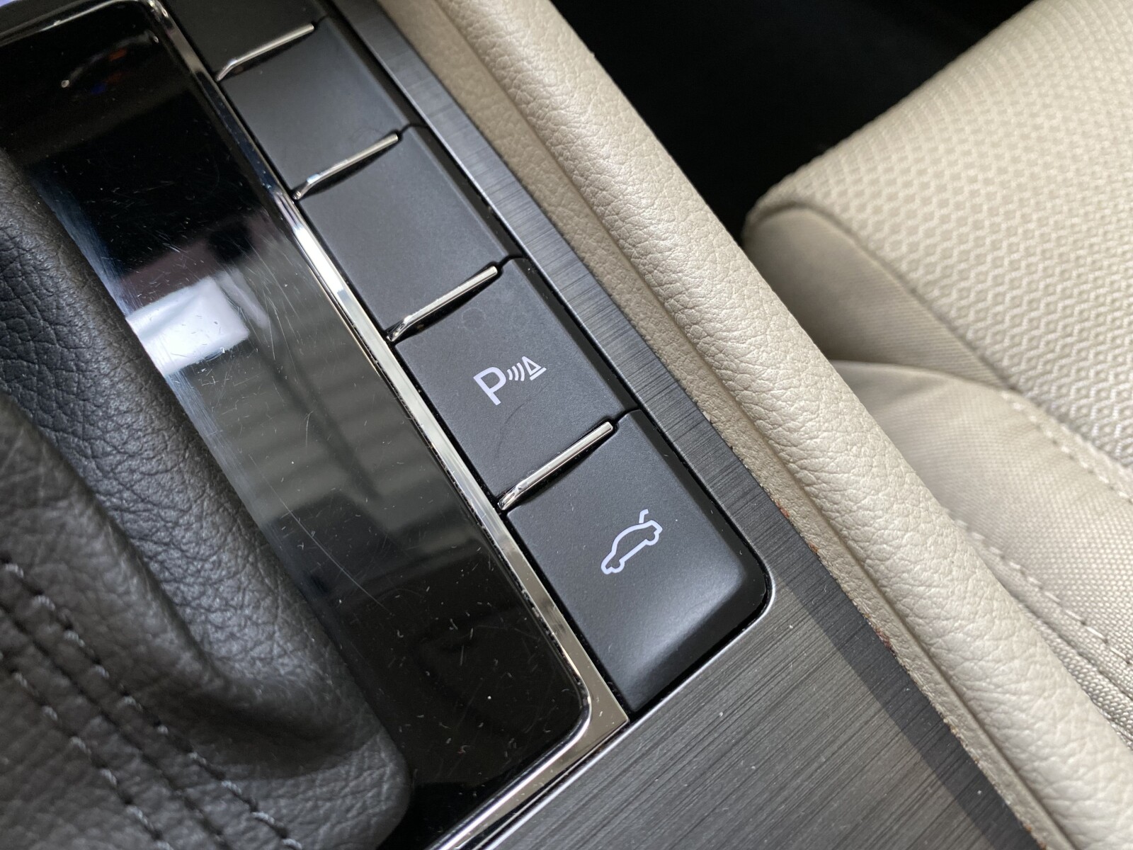 Škoda Superb - zdjęcie 18