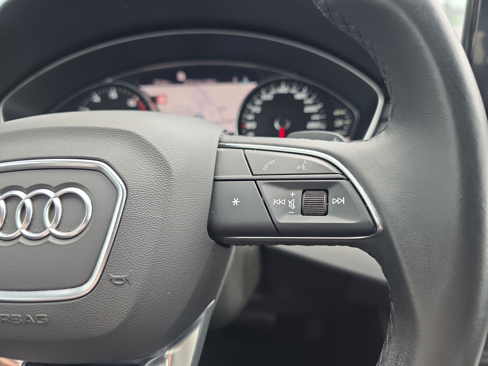 Audi A4 Avant - zdjęcie 13