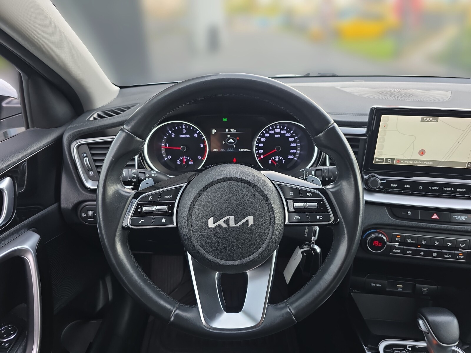 Kia Ceed - zdjęcie 12