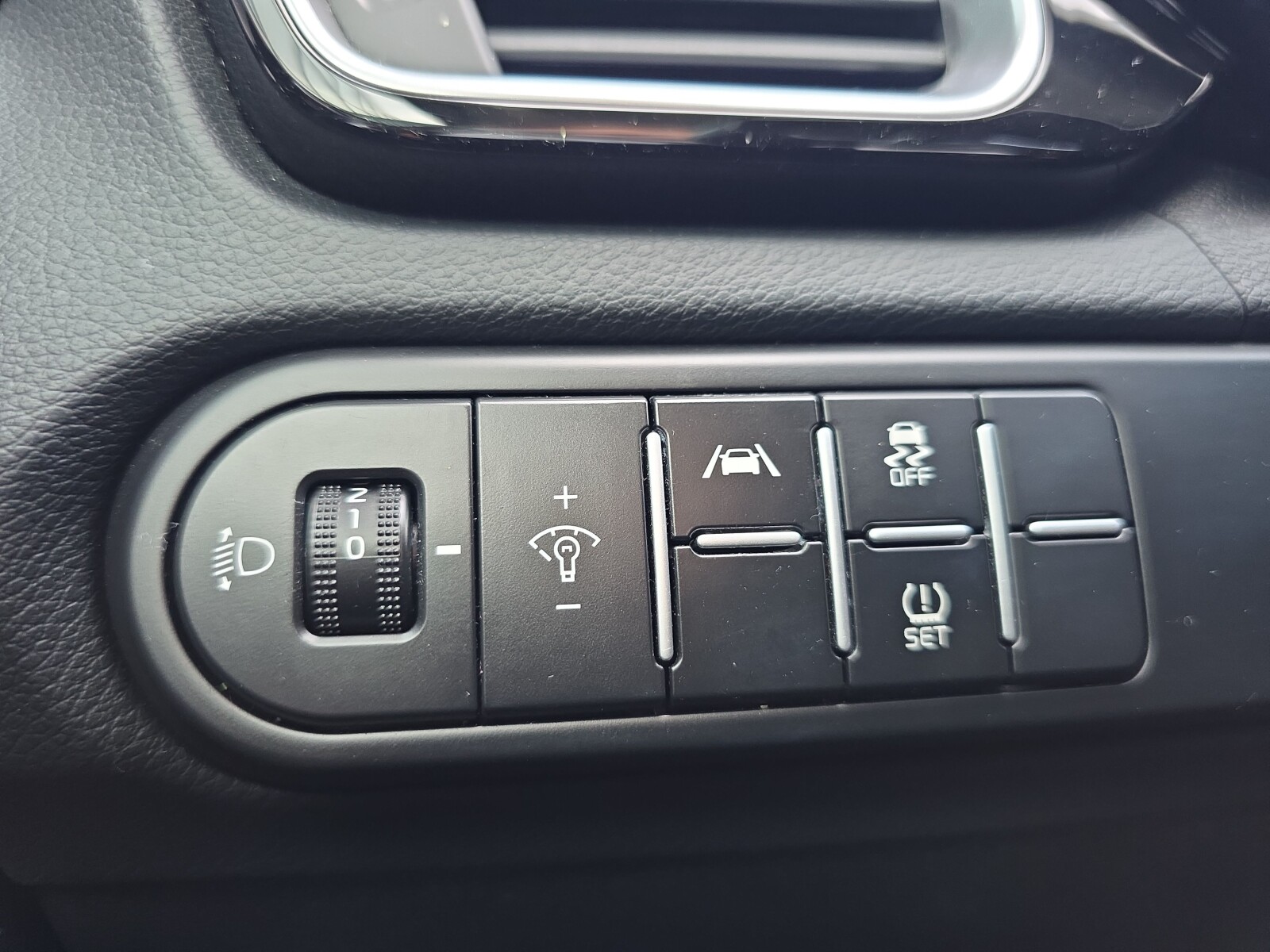 Kia Ceed - zdjęcie 11